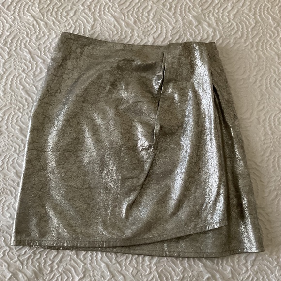 Chasing Unicorns La Isla Bonita Leather Wrap Skirt, Silver Small - Picture 4 of 8